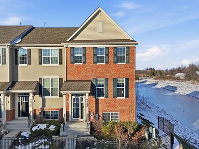 9028 Disbrow St, Huntley, IL, 60142