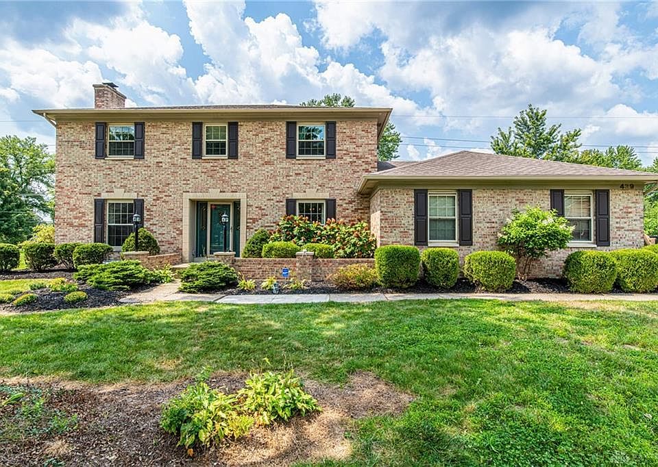 1st image of 439 Cedarleaf Dr