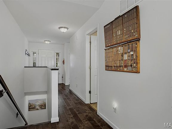 3rd image of 228 Wabash Woods Way