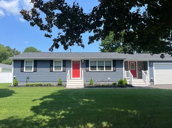 553 South St E, Raynham, MA 02767
