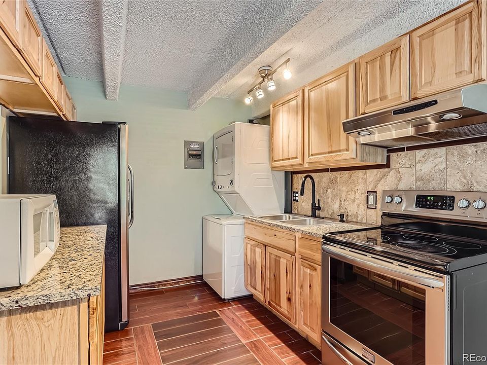 1st image of 1180 Yosemite Street #206