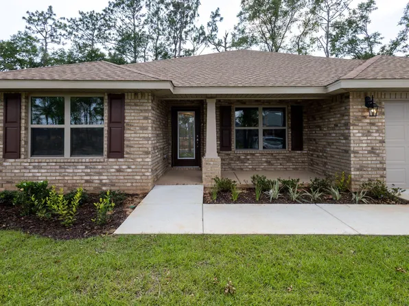 5834 Crestlake Dr, Crestview, FL 32536