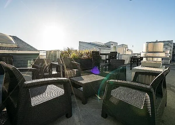 Glasdore Lofts — Photo 20