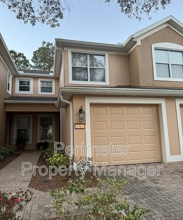 8583 Little Swift Cir