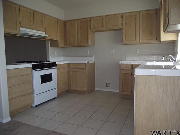 5th image of 1646 E Alcazar Way