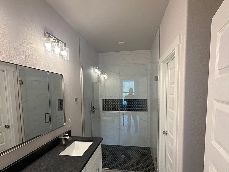5621 San Jacinto Dr — Photo 7