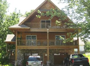 11921 214th Ave, Bristol, WI 53104