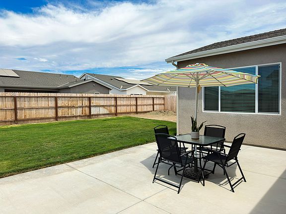 4th image of 344 E Tyler Court