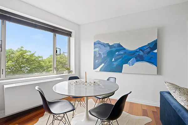 Rented by Compass | media 9