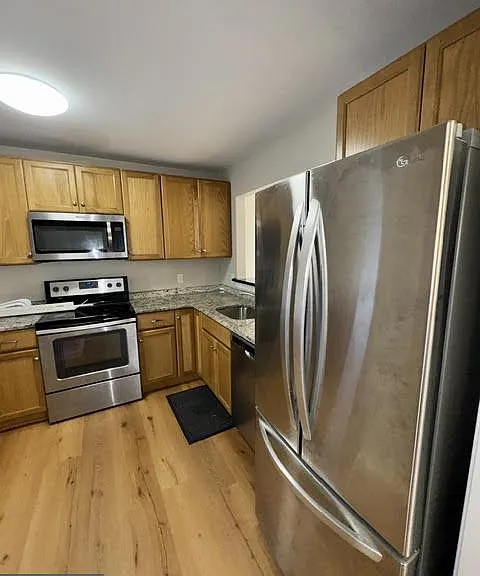 327 S Adams St — Photo 13