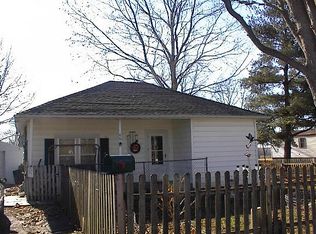 664 Grand Ave, Barry, IL 62312