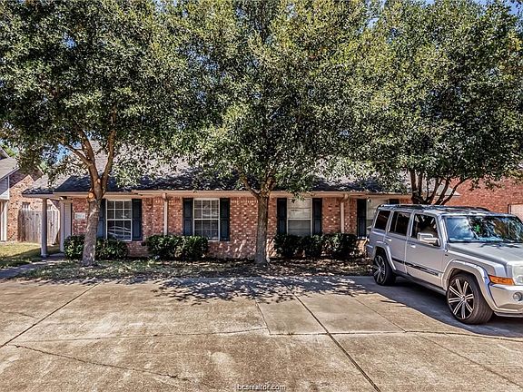 2nd image of 2112 Hidden Hollow Cir #A