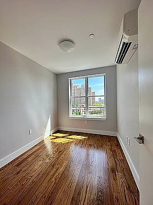 4th image of 996 Carroll St #5Q