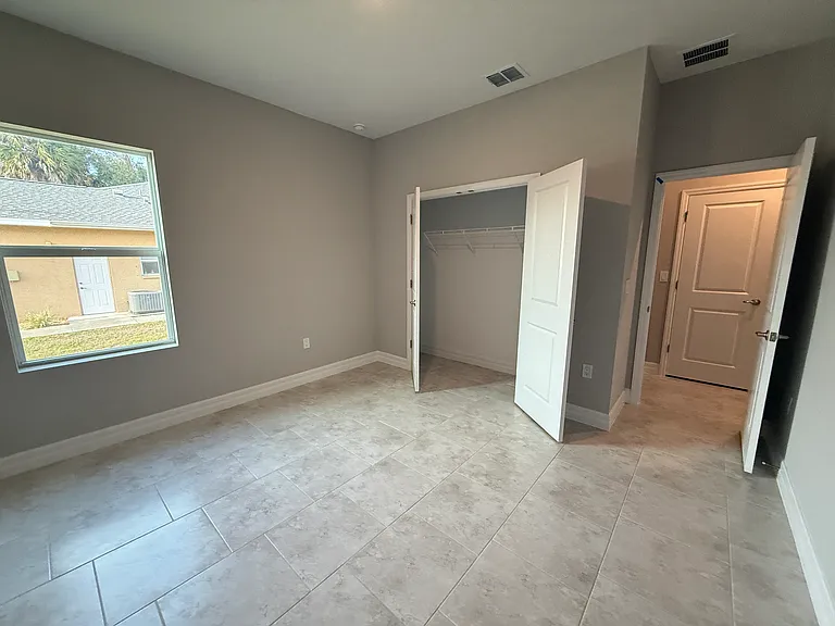 3665 N Cranberry Blvd — Photo 17