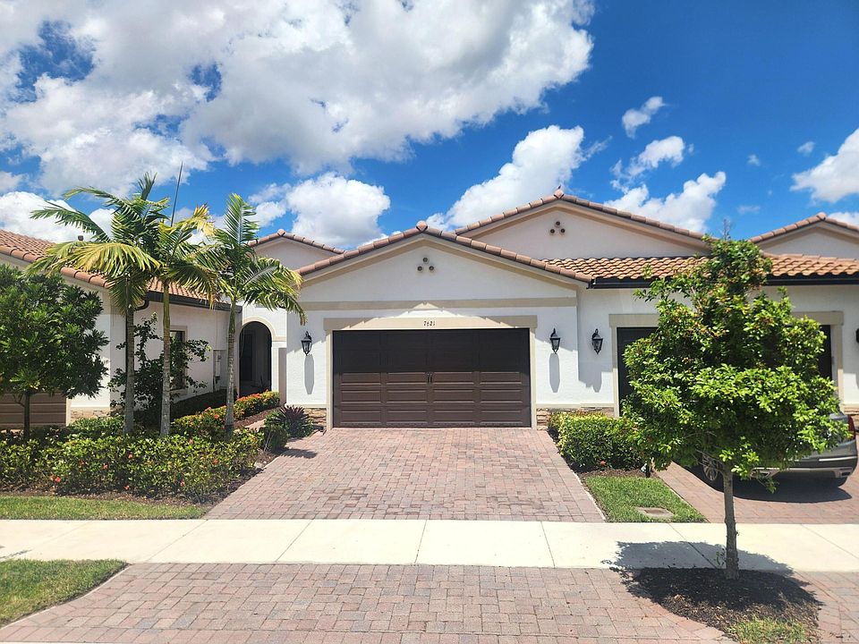 1st image of 7621 S Blue Spring Drive