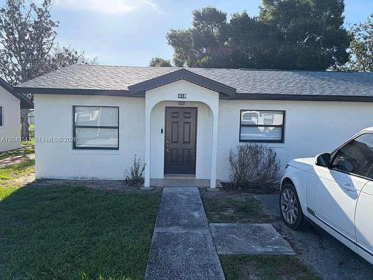 418 Las Palmas Cir #0 — Photo 1
