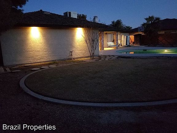 5th image of 2566 N Aspen St