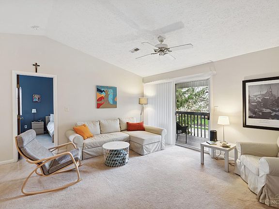 2nd image of 5982 Meadow Creek Dr APT 6