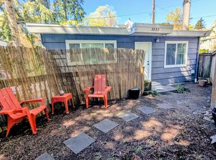 3833 Fremont Way N, Seattle, WA 98103