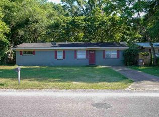 5413 Forest Park Dr, Mobile, AL 36618