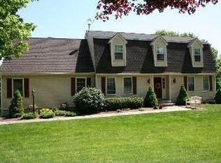 143 Saint Johns Rd, Ridgefield, CT 06877