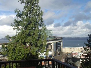 262 W Exchange St APT A, Astoria, OR 97103