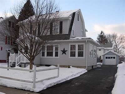 1st image of 352 Millard St