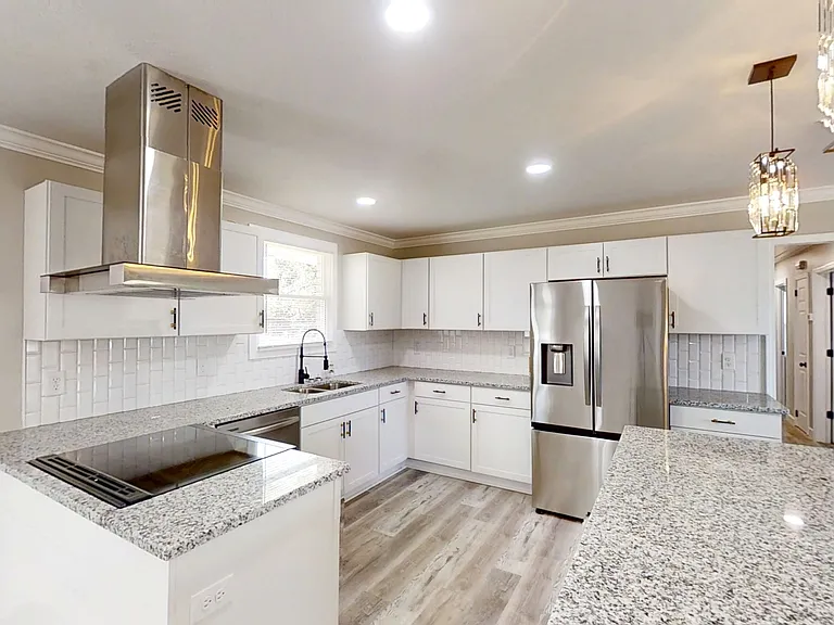 1022 Oakdale Rd #1 — Photo 6