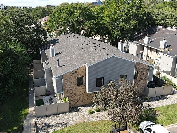 3rd image of 4561 Cedar Lake Rd