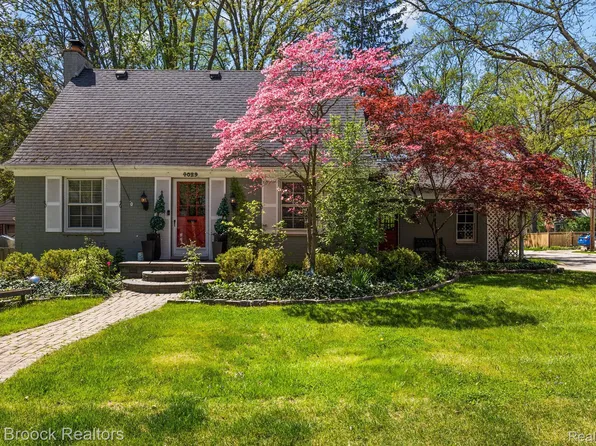 4029 Cornwall St, Berkley, MI 48072