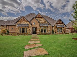 2090 Cannon Dr, Mansfield, TX 76063