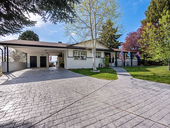 2nd image of 3043 N Bannock Dr E