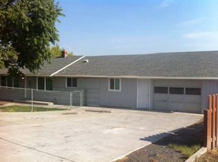 411 N Dale Rd, Moses Lake, WA 98837