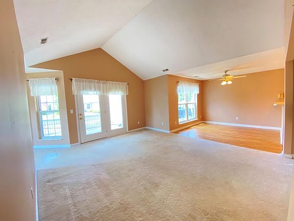 3rd image of 10482 Jesica Ln Unit 4
