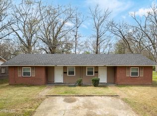 1129 Macon St, Jackson, MS 39209