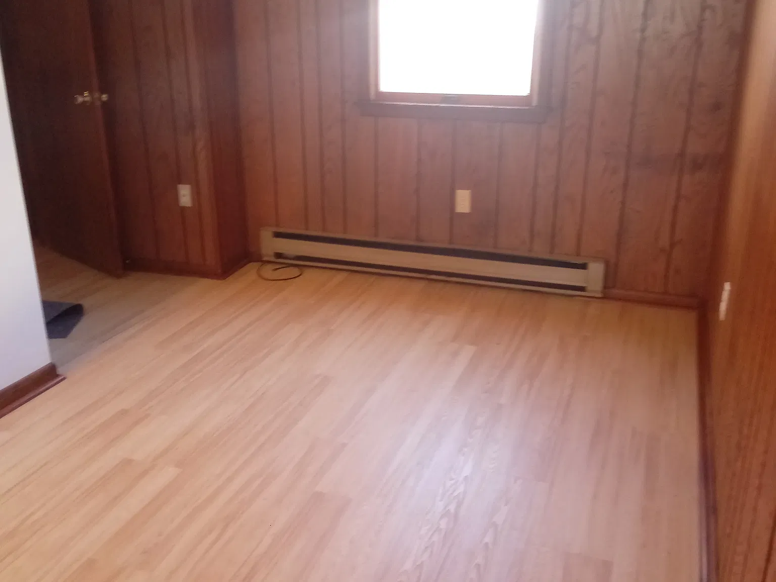 2 bed, 400 sqft, $900 — Photo 2