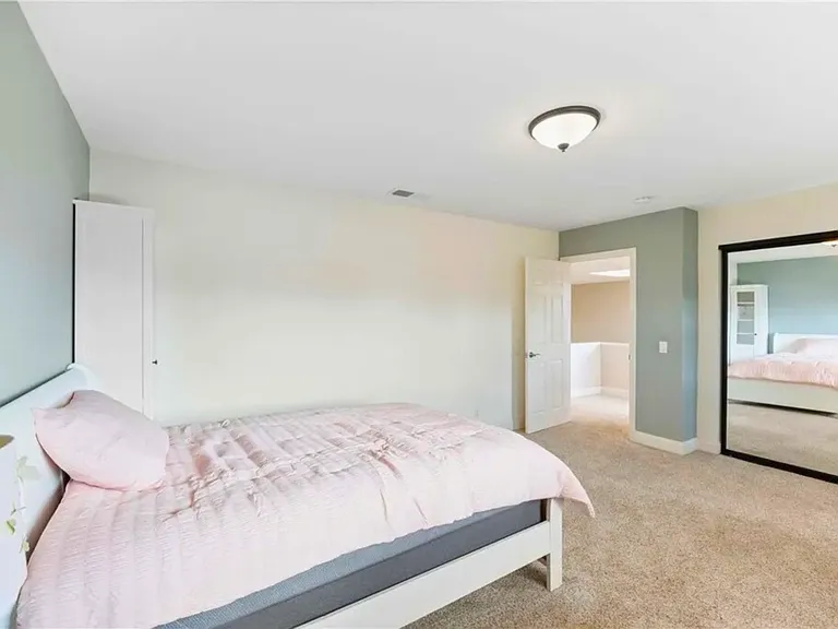 5075 Calypso Ct — Photo 17