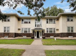 806 5th St SE, Minneapolis, MN 55414