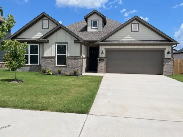 5910 Chiefs Ave, Bentonville, AR