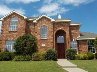 1103 Hampshire Ln, Cedar Hill, TX 75104