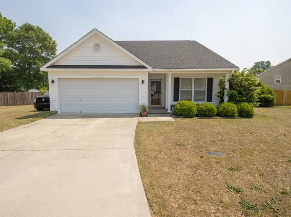 6 Reems Ct, Hopkins, SC 29061