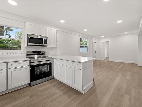 2nd image of 1230 NW 126th St