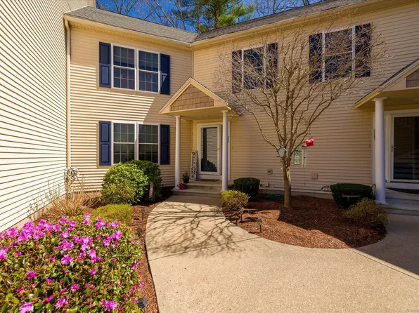 80 Perry Street #211, Putnam, CT 06260