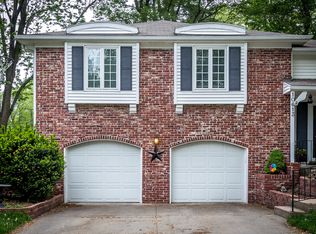 10613 W 89th Ter, Overland Park, KS 66214