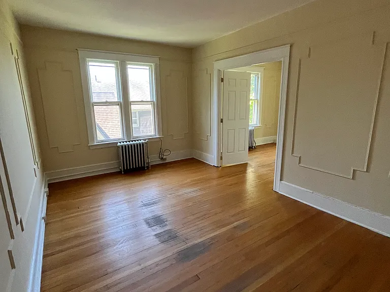 25 Hammersley Ave #10 — Photo 3