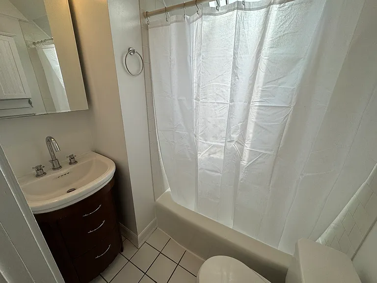 24 Ellington Rd #2R — Photo 20