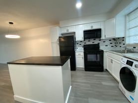 1250 Denning Dr