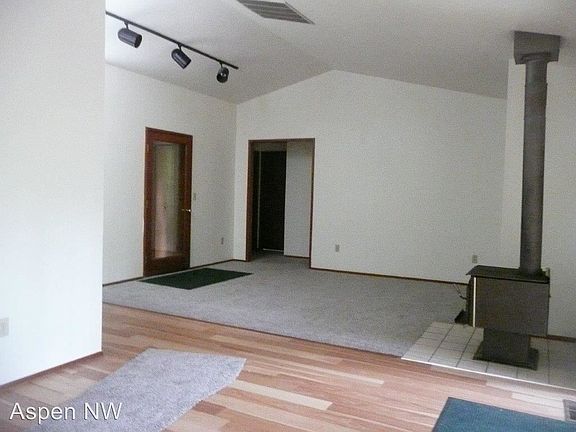 4th image of 3920 62nd Avenue Ct NW