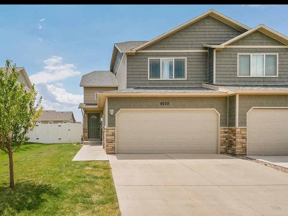 4028 Little Moon Trl