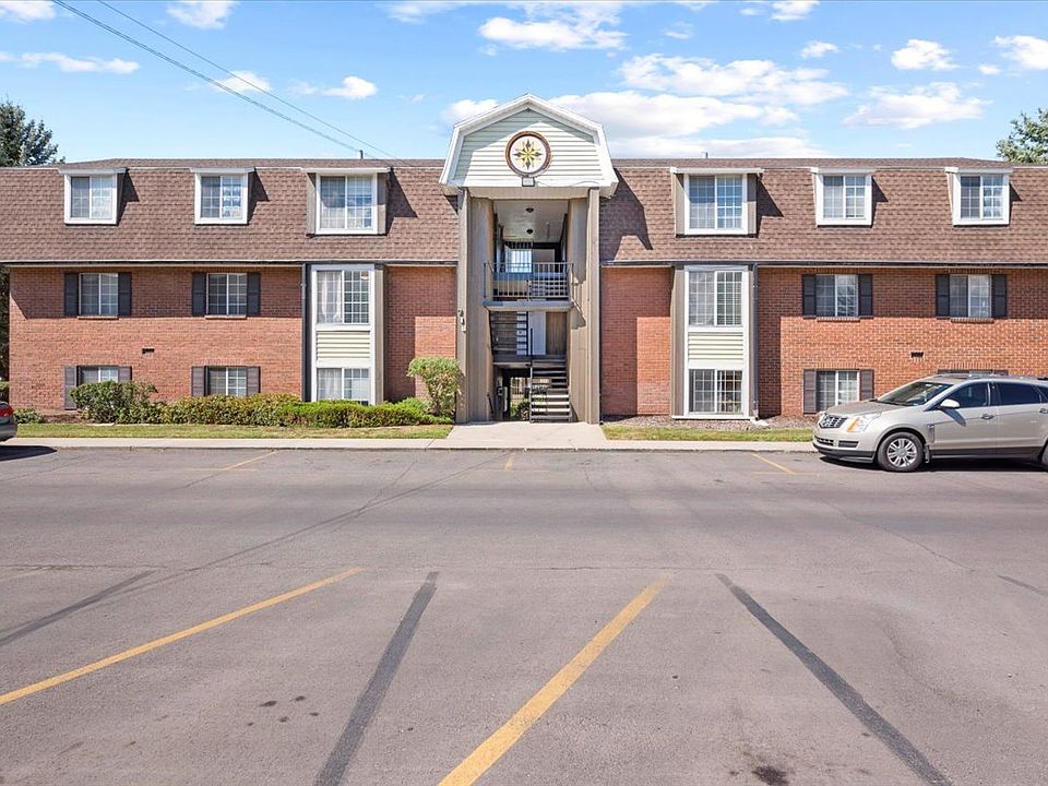 1st image of 718 W 1720 N APT 222